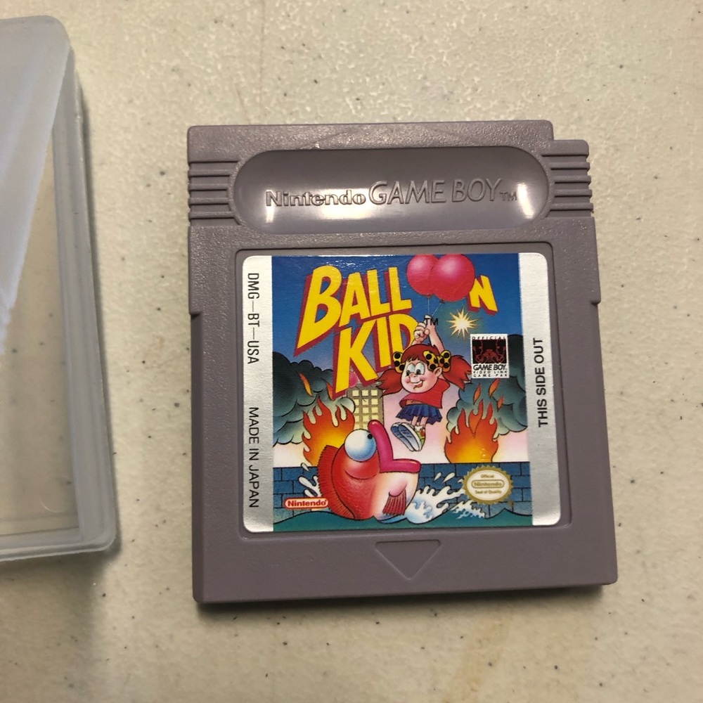 Nintendo Game Boy Balloon Kid with case